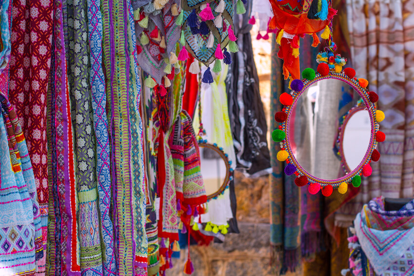 A bohemian and hippy atmosphere
