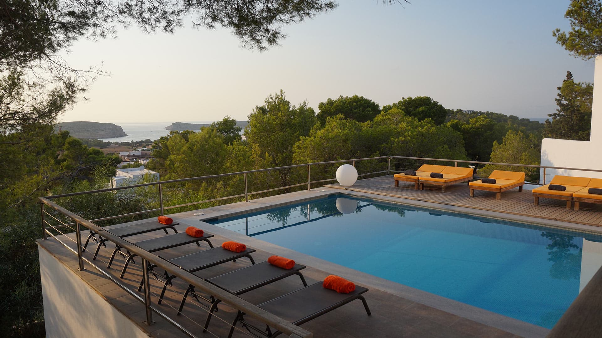 Villa Casablanca, Location à Ibiza