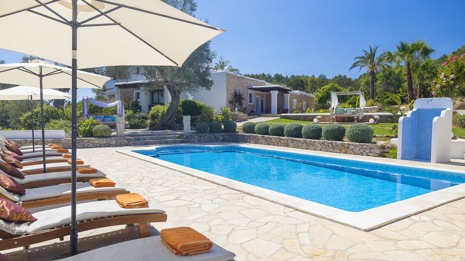 Villa Font d'Atzaro, Rental in Ibiza