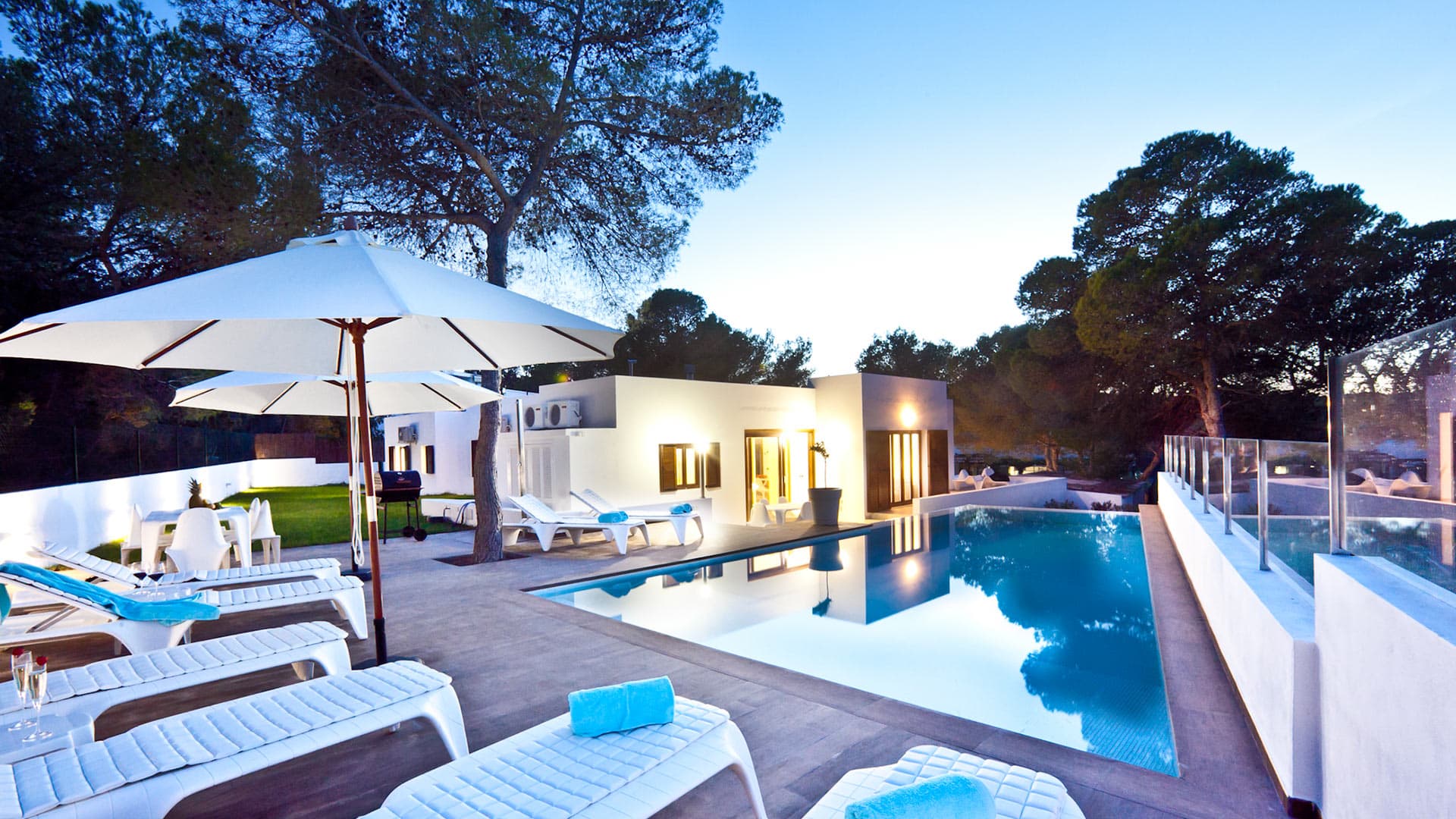 Villa Bassa beach, Rental in Ibiza