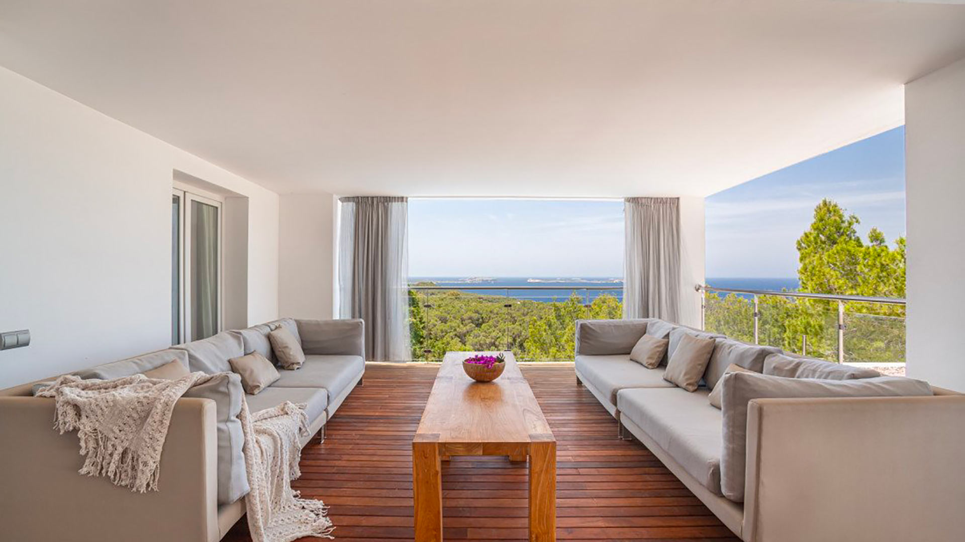 Villa Dumbo, Rental in Ibiza
