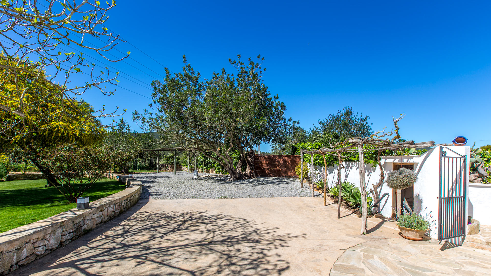Villa Alta Arabi, Rental in Ibiza